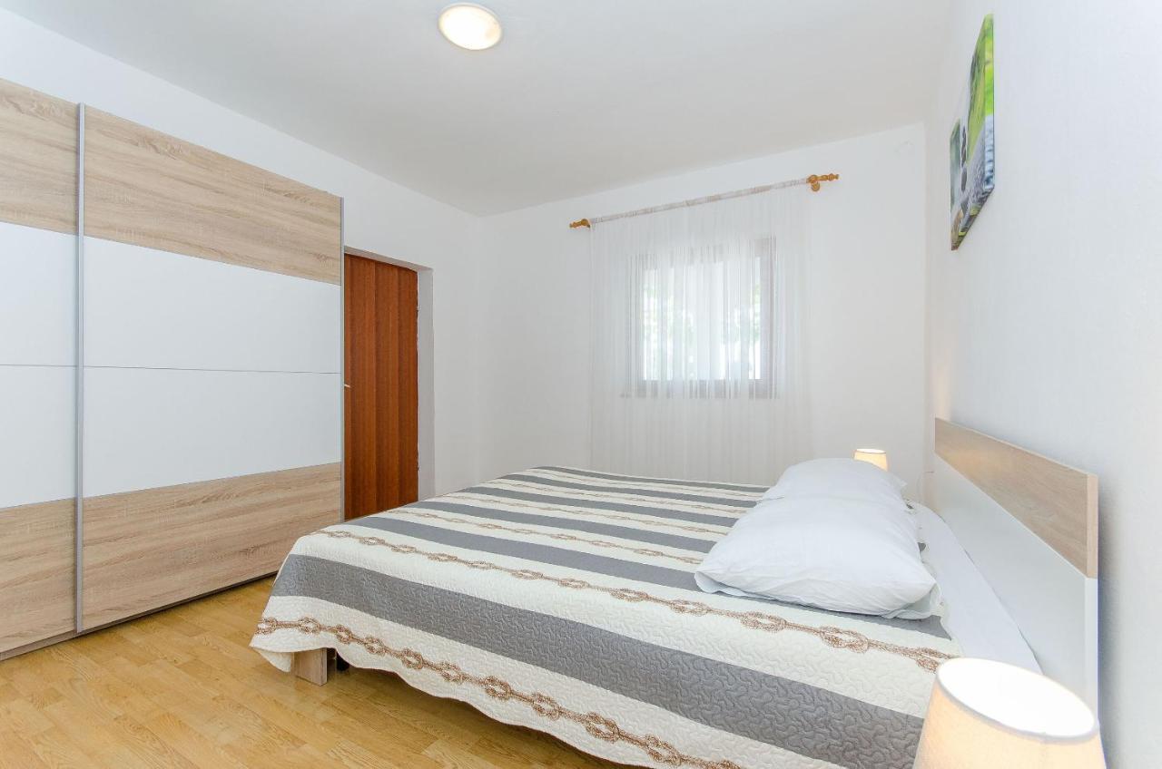 Apartments Goran Вир Экстерьер фото